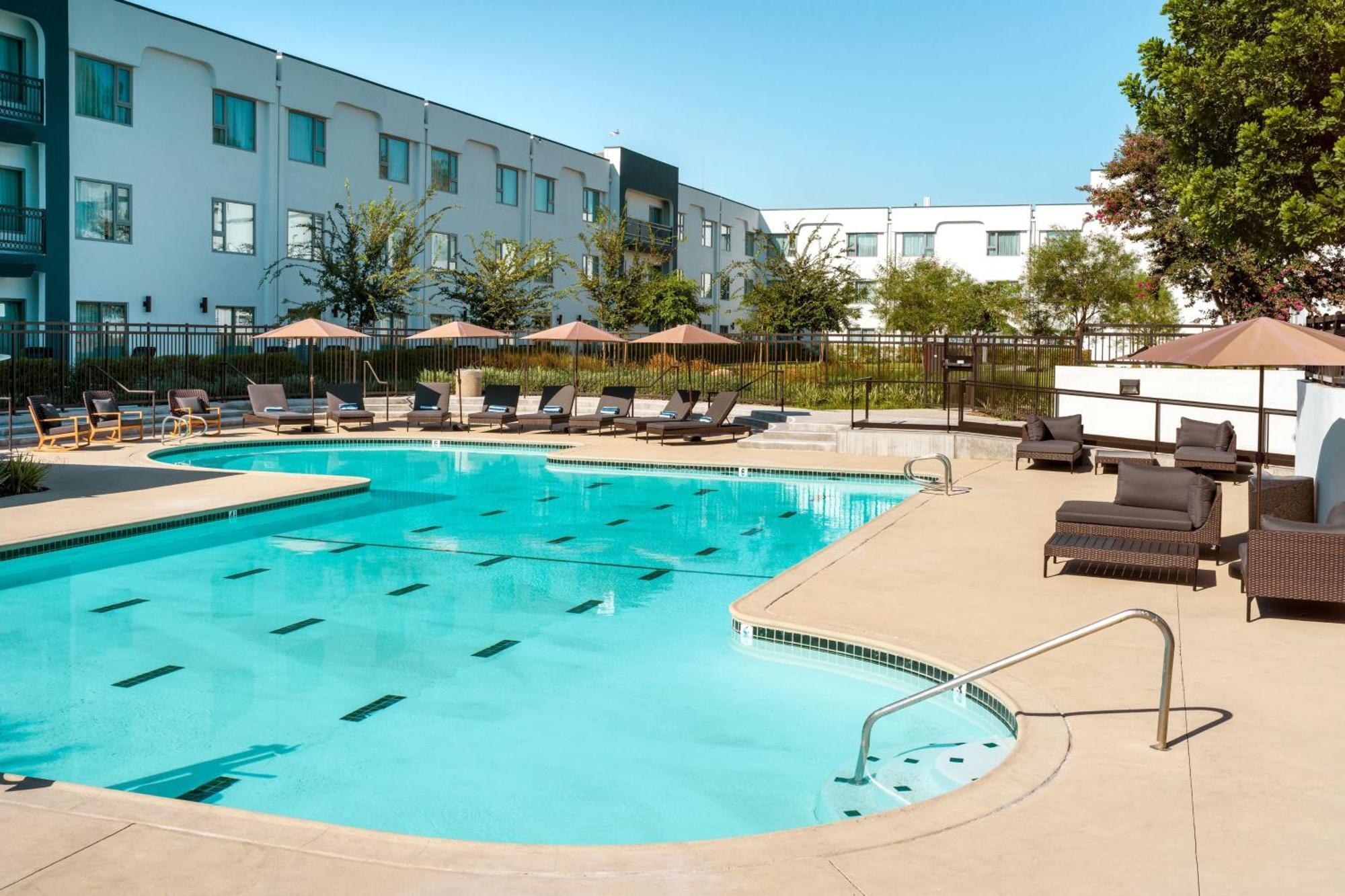 Delta Hotels By Marriott Ontario Airport Kültér fotó
