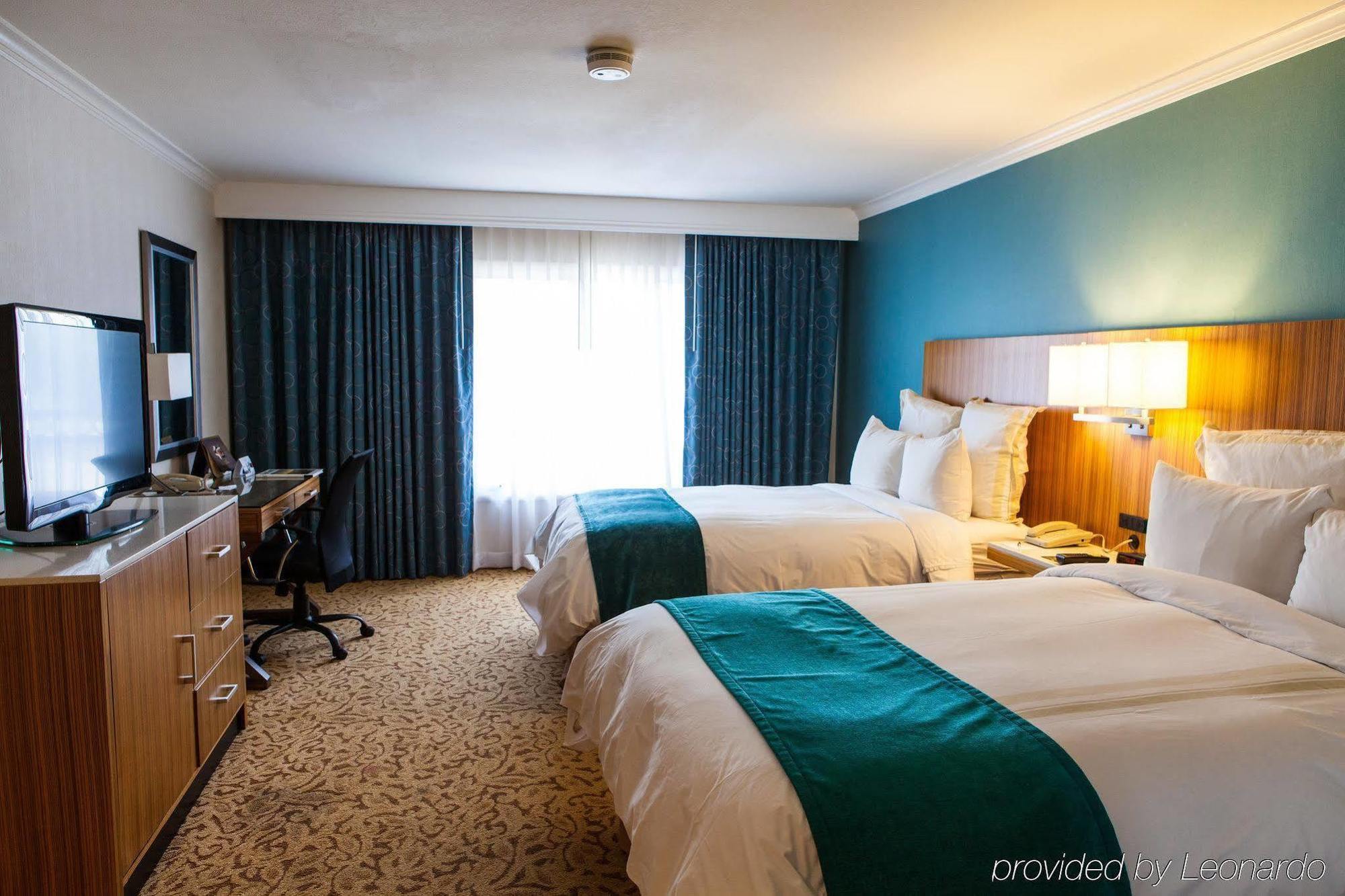 Delta Hotels By Marriott Ontario Airport Szoba fotó